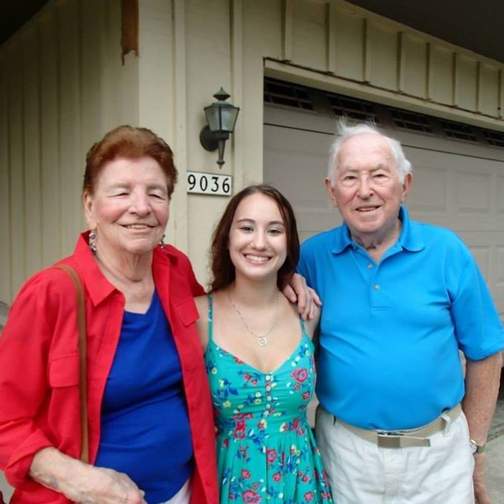 Meet your Posher, Emily